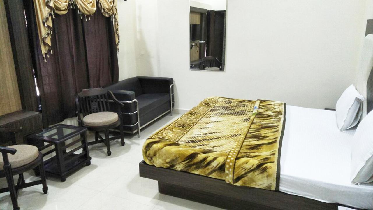 R.S Hotel & Restaurant أمريتسار المظهر الخارجي الصورة