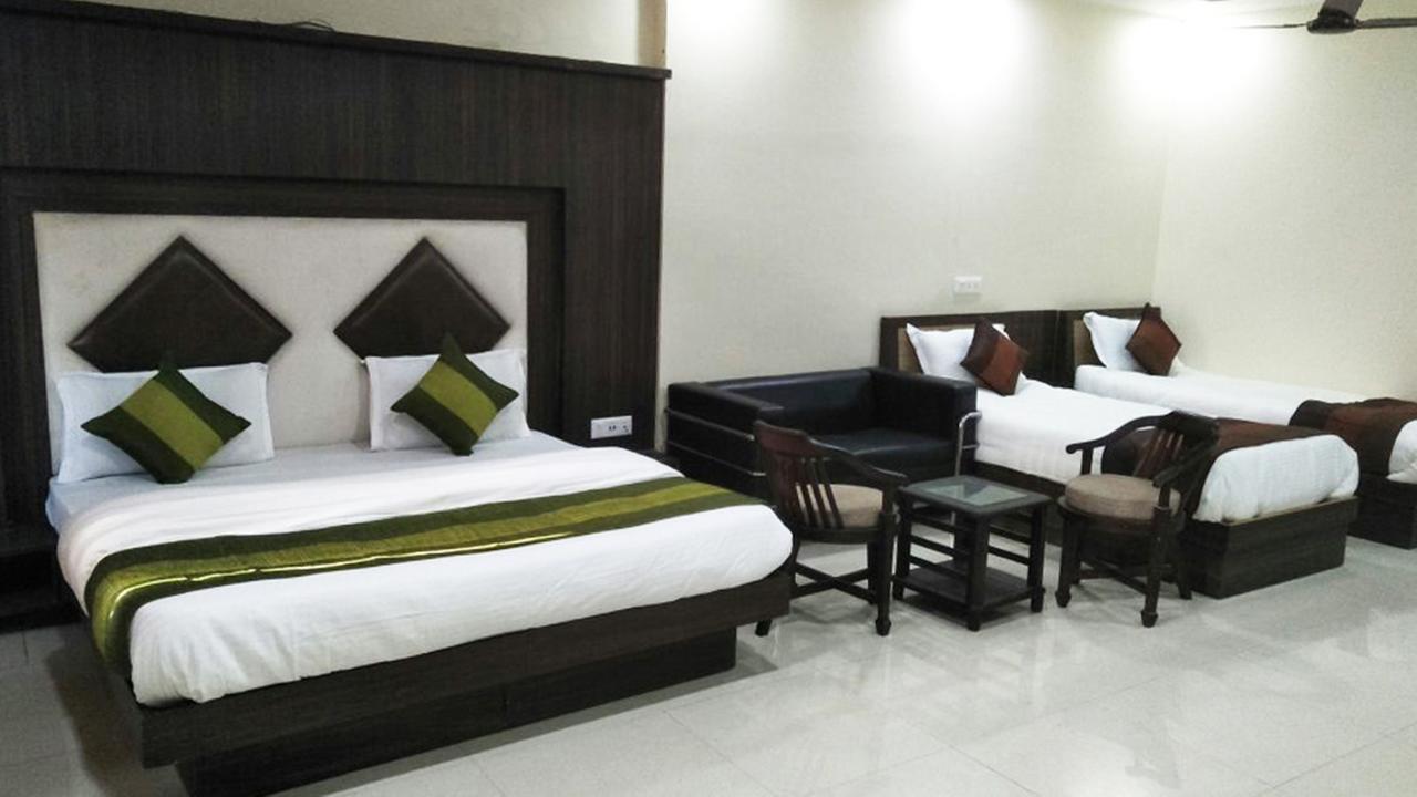 R.S Hotel & Restaurant أمريتسار المظهر الخارجي الصورة